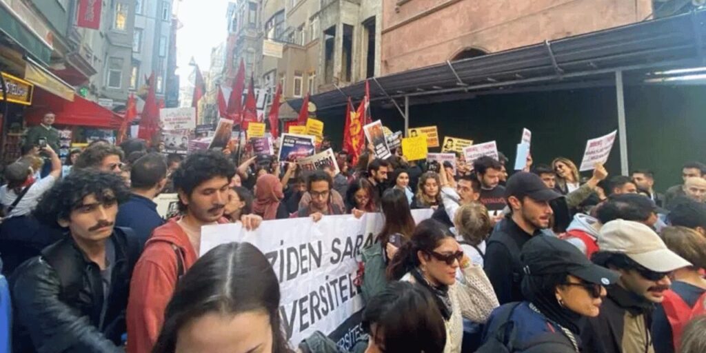 Gezi anmasında gözaltına alınanlardan 82’si serbest bırakıldı