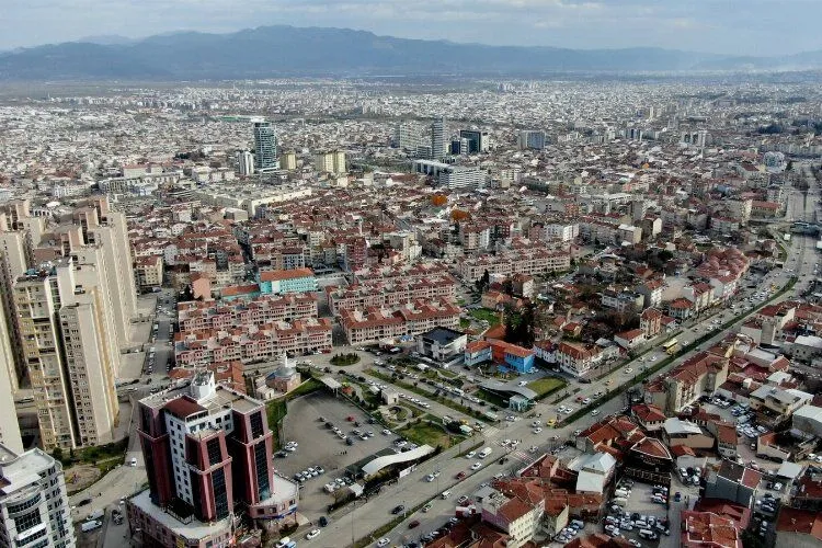 Bursa’da Nüfus Yoğunluğu Alarm Veriyor: DEVA Partisi İl Başkanı Tayfun Öztürk’ten Sert Uyarılar