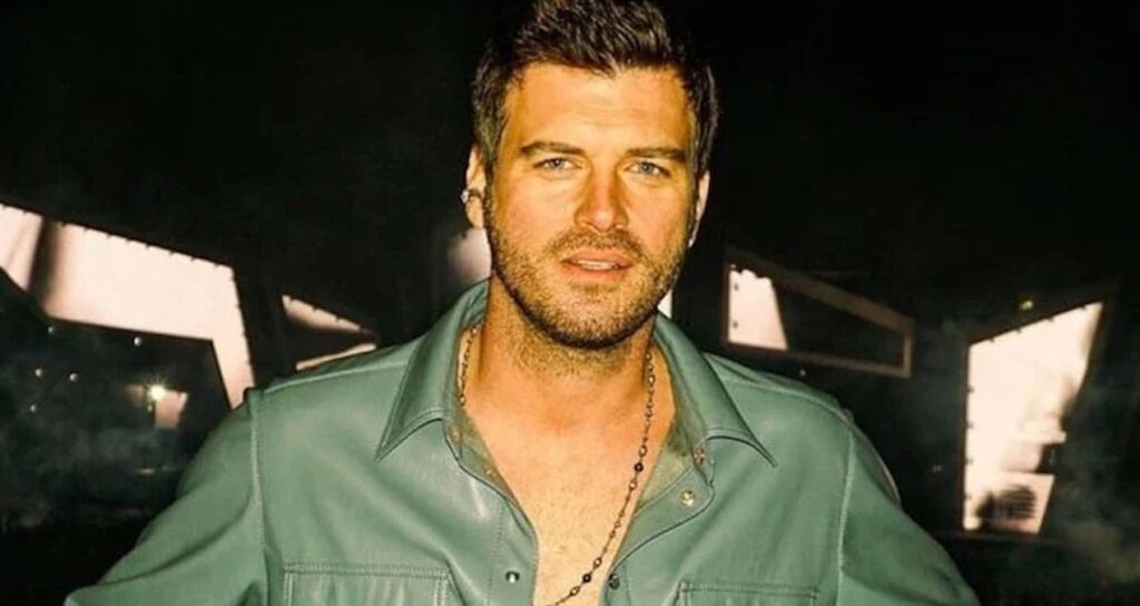 Kıvanç Tatlıtuğ imaj tazeledi…