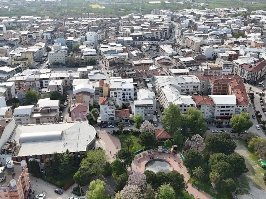 Cavit Kaya Gürsu’daki Rant Düzenine Ateş Püskürdü: “Bu İlçeyi Betonun Altında Boğdular!”