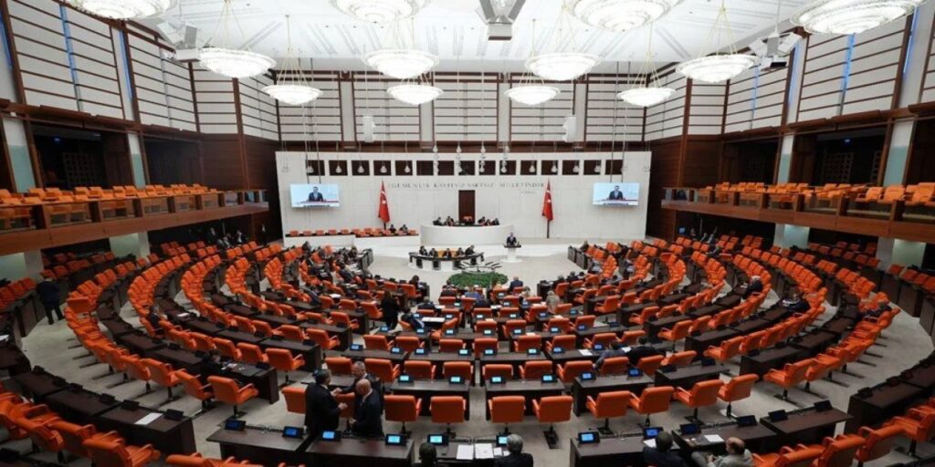 Meclis’te başkanlık yarışı başlıyor