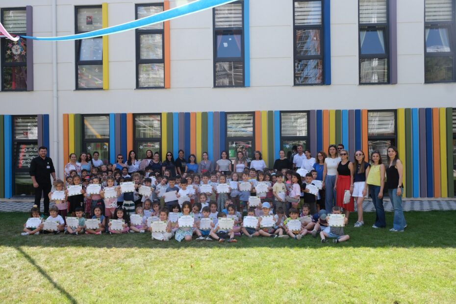 Minik öğrenciler afet tatbikatıyla bilinçlendi