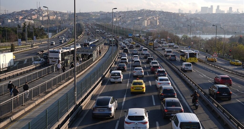 Otoyol ücretleri artık otomatik zamlanacak!