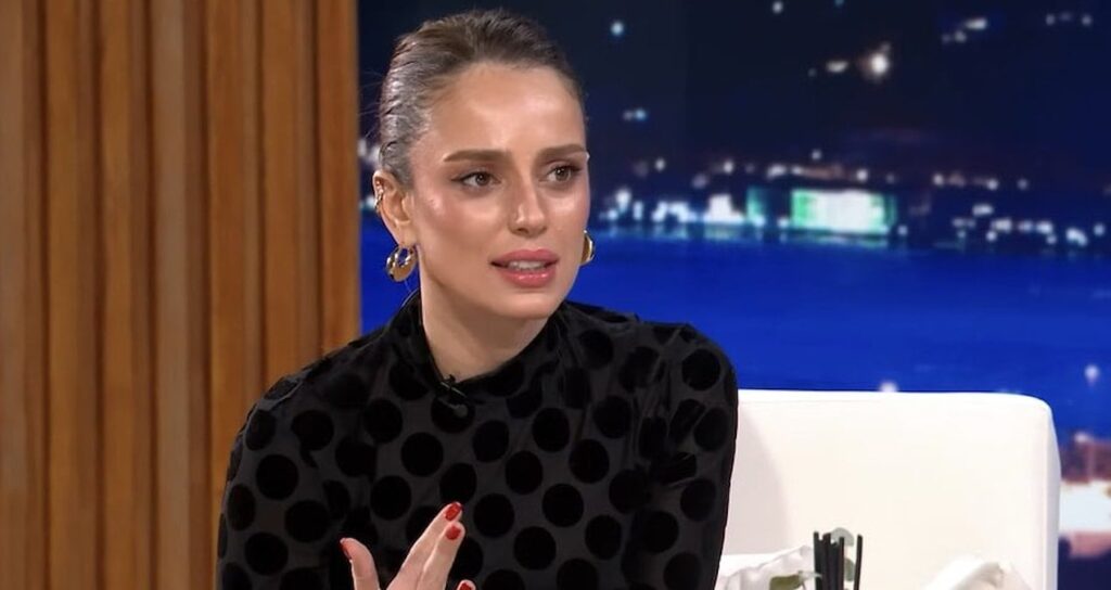 Sevgilisini otelde bastı, aldattığı kadın tanıdık çıktı