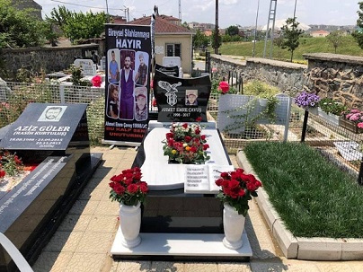 Maganda Kurbanı Ahmet Emre Çavuş’un Ailesinden 9 Yıldır Bitmeyen Adalet Çığlığı: “Mezar Taşıyla Bayramlaşmak İstemiyoruz”