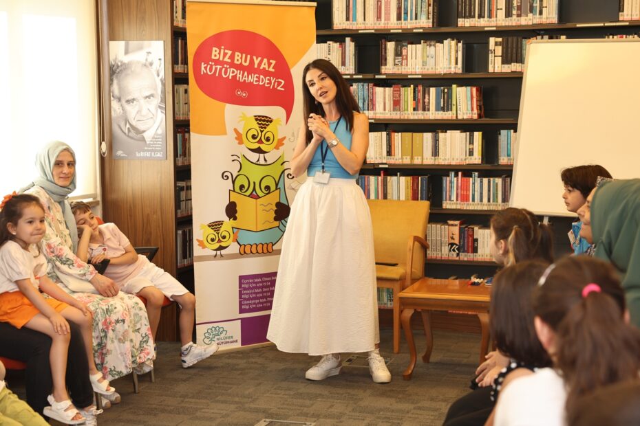 Anneler ve çocuklar yaz tatilinde kütüphanelerde buluşuyor