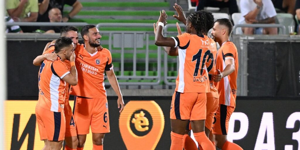 Başakşehir avantajı kaptı