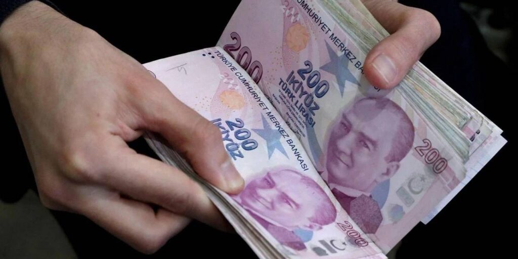 Emeklinin hesabına 25 bin lira yatırılacak: Başvuran alacak