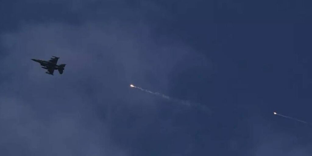 İsrail’den Yemen’e hava saldırısı