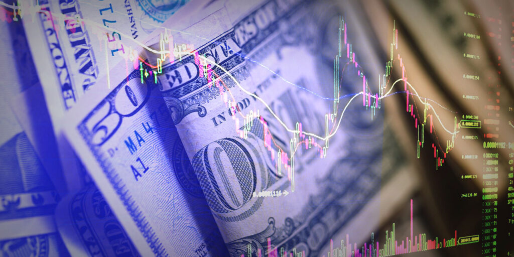 Kritik karar öncesi dövizde rekor üstüne rekor!