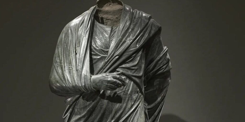 Marcus Aurelius geri döndü