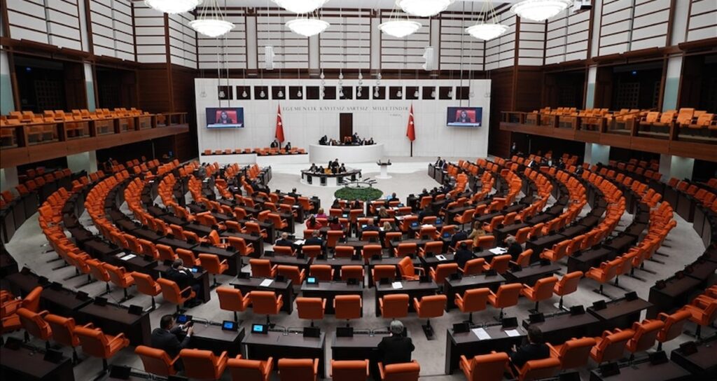 Meclis’te bütün dengeler değişti, 8 partinin tamamını geride bıraktılar