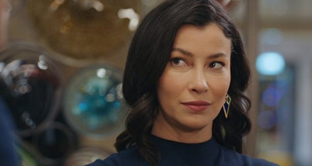 Oyuncu Müjde Uzman CİMER’e şikayet edildi