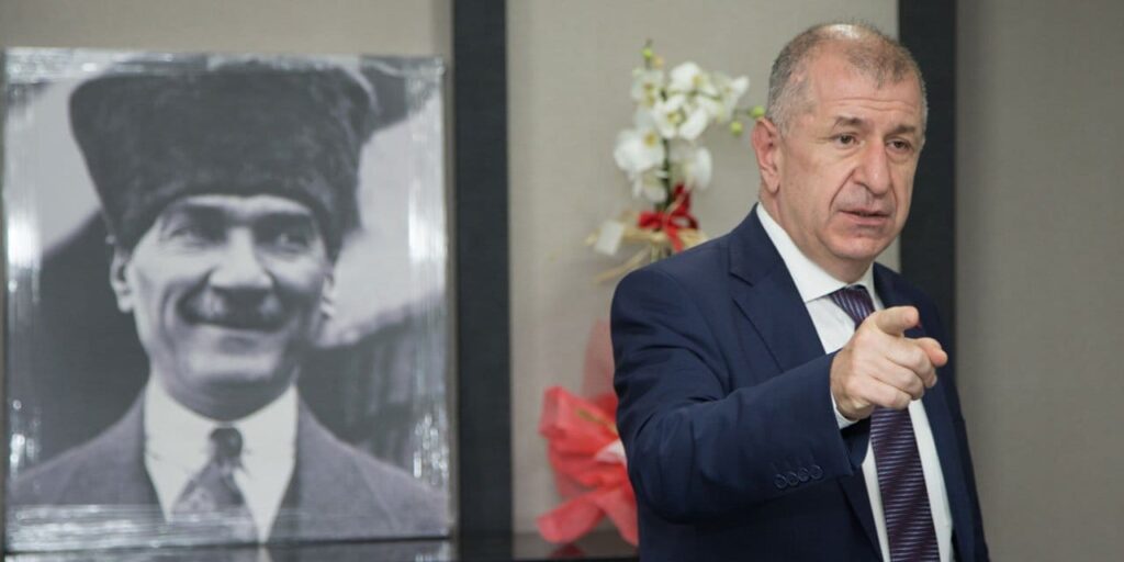 Özdağ: Mangal partisi yapar gibi 30 tane tüfeği yakarak bırakılmaz!