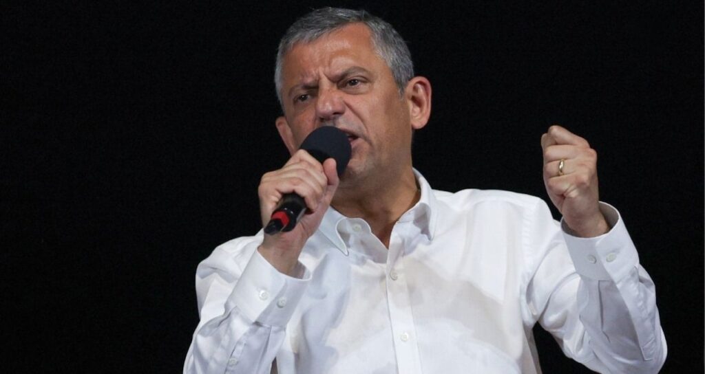 Özgür Özel çok konuşulan iddiaya yanıt verdi