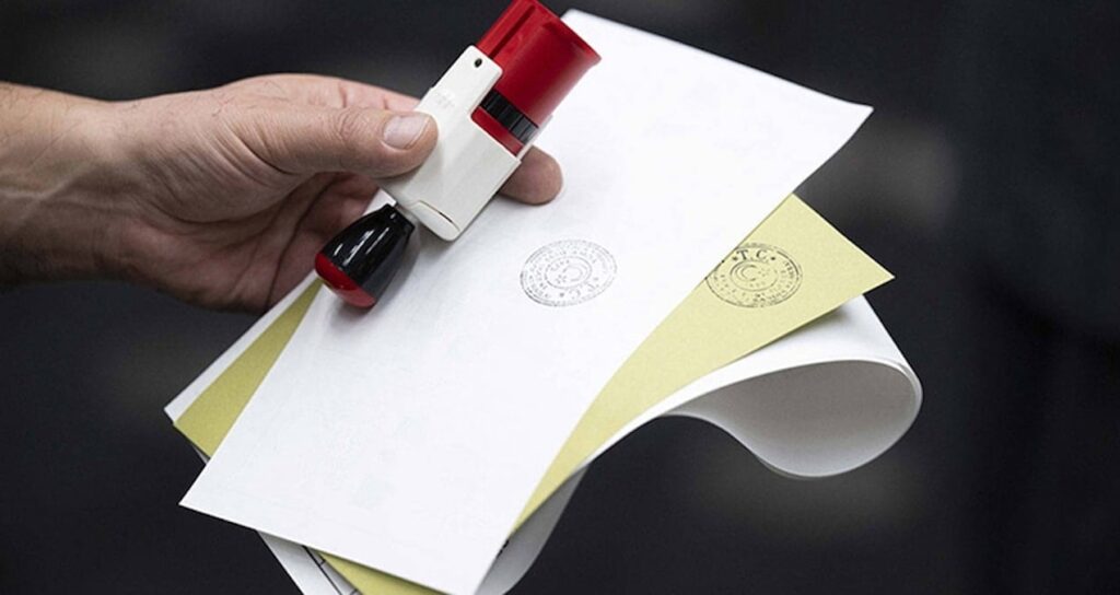 Saray’dan referandum işareti!