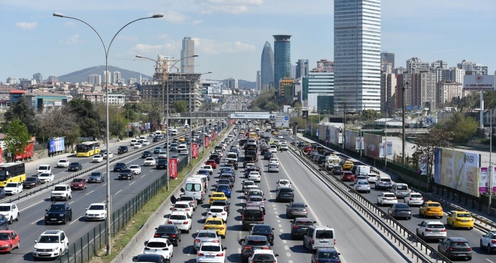 Trafikten men edilen araçlar için kritik 6 ay kararı
