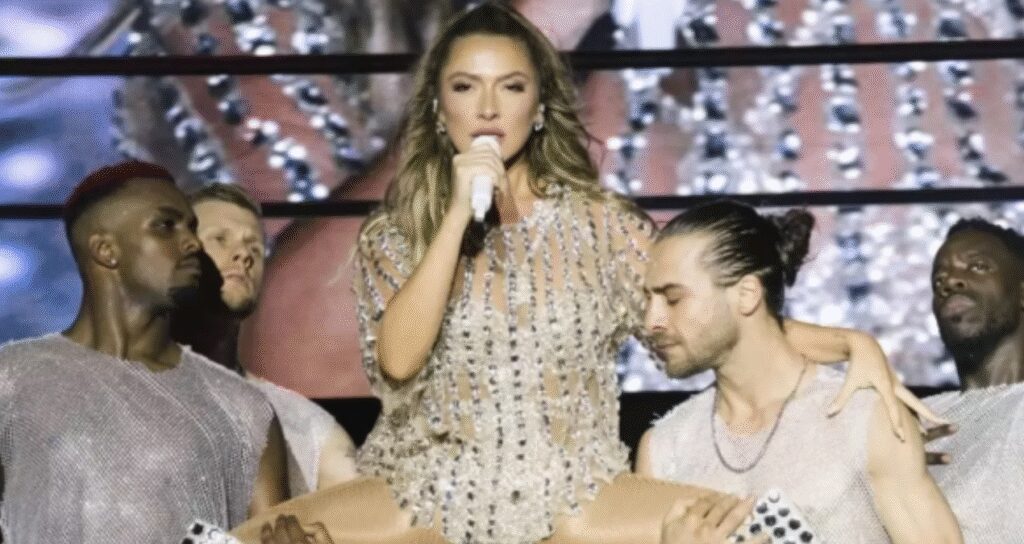 Yatak dansı eleştirilen Hadise sessizliğini Seda Sayan’la fena bozdu