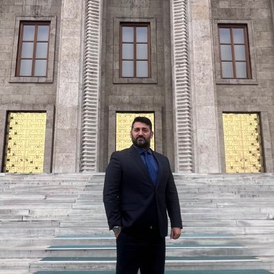 Tayfun Öztürk’ten Sert Çıkış: “Sahadayız, Umutsuzluğa Teslim Olmayacağız!”