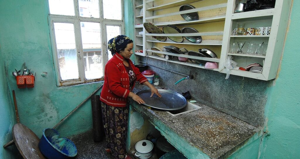 11.8 milyon kişi aşırı yoksulluğun pençesinde