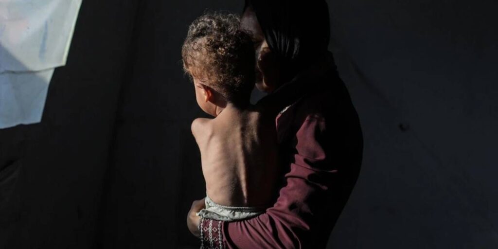 5 aylık bebek “açlıktan” öldü!