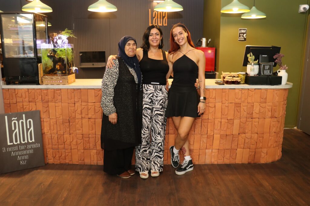 Üç Nesil, Tek Hedef: Kadın Gücüyle Lezzet Dolu Bir Başarı Hikayesi