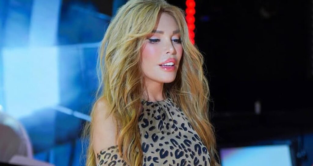 Ajda Pekkan’dan sürpriz değişiklik