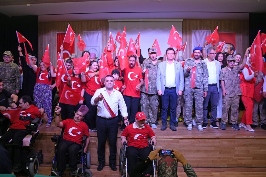 Engelli bireylerden Osmangazi’de 30 Ağustos Zafer Bayramı kutlaması