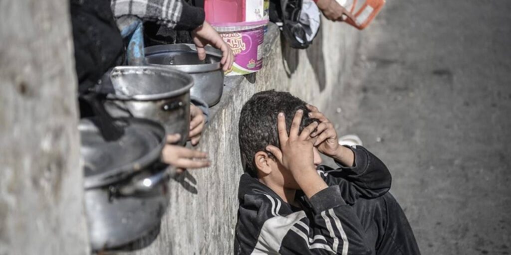 Gazze’de 24 saatte 1’i çocuk 4 kişi açlıktan hayatını kaybetti