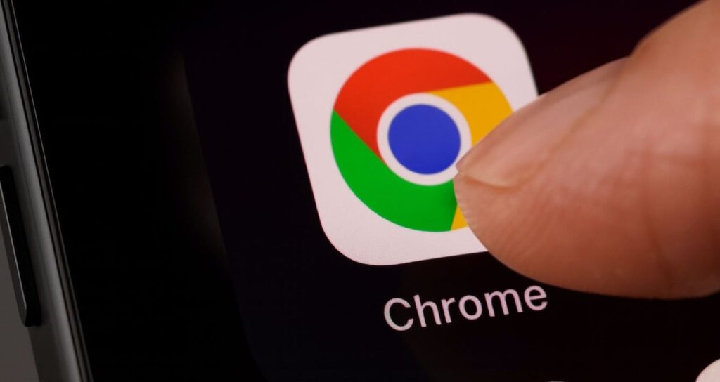 Girdiğiniz her sitenin görüntüsünü alıyor