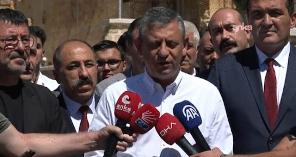 Özgür Özel’den Aziz İhsan Aktaş yorumu