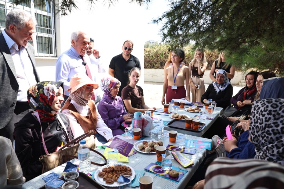 Şadi Özdemir, Doğanköy’deki yaz etkinliklerine katıldı