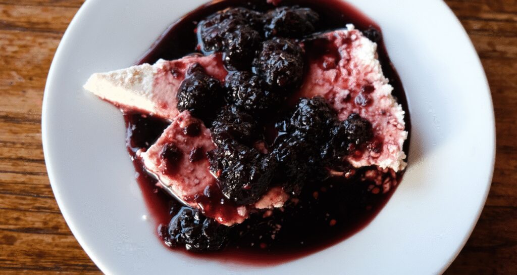 Yoğurtla karıştırıp yiyende ne saç dökülmesi ne kansızlık kalıyor