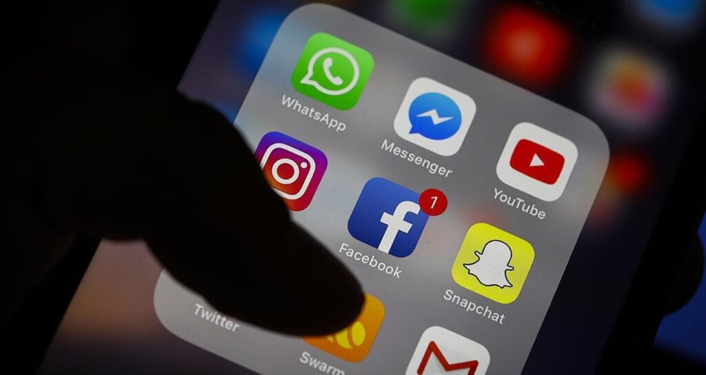 Başkasının telefon numarasını sosyal medyada paylaşanlar yandı