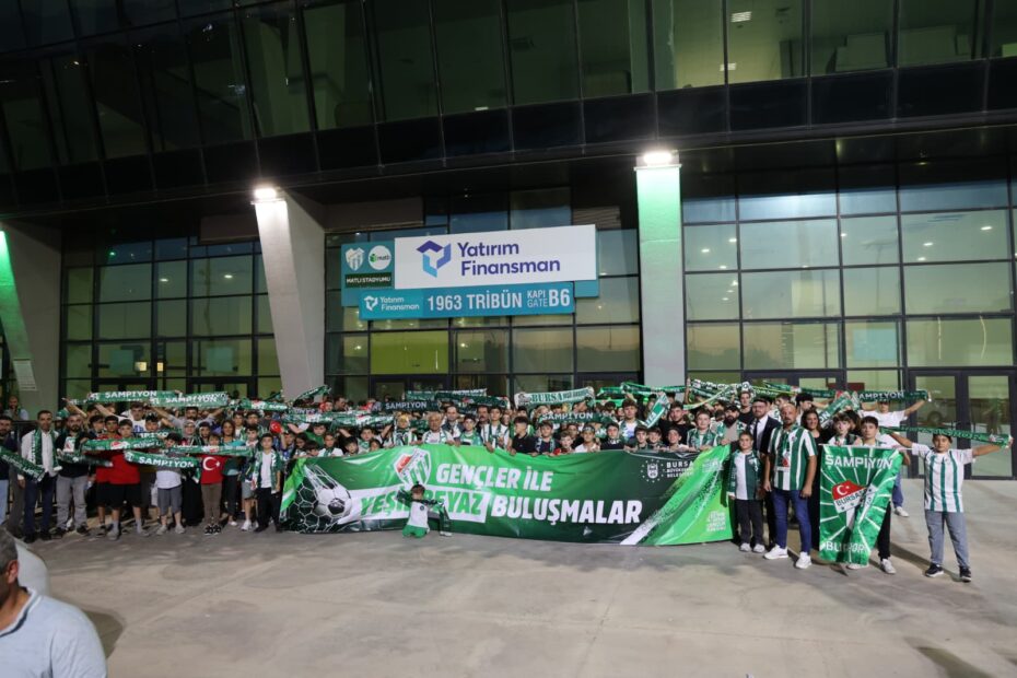 BURSASPOR SEVGİSİ GENÇLERLE BÜYÜYOR