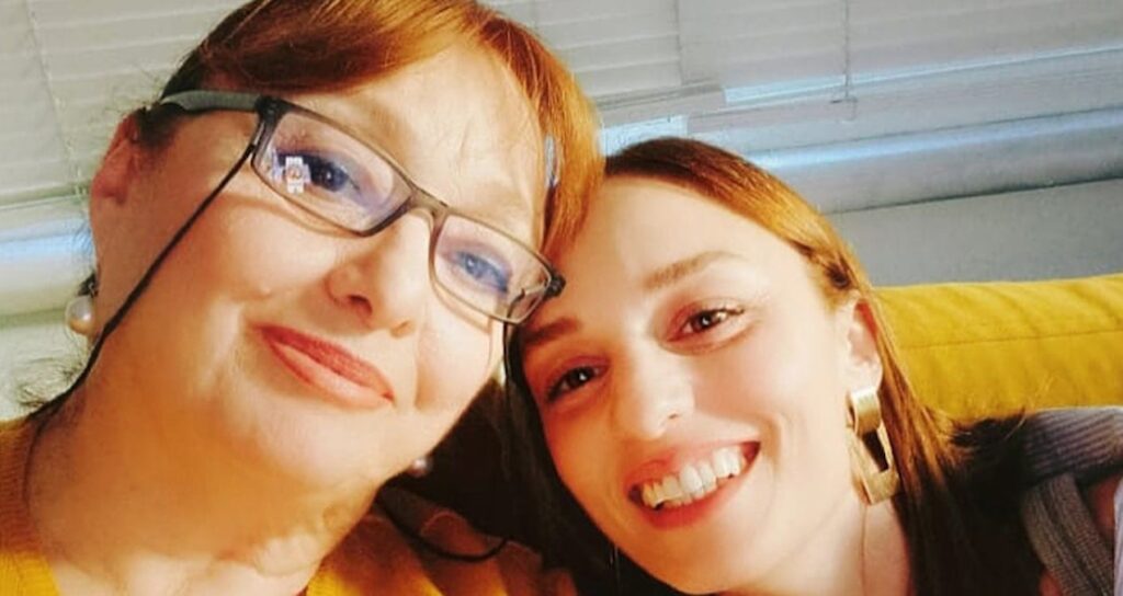 Nilperi Şahinkaya sevenlerini endişelendirdi