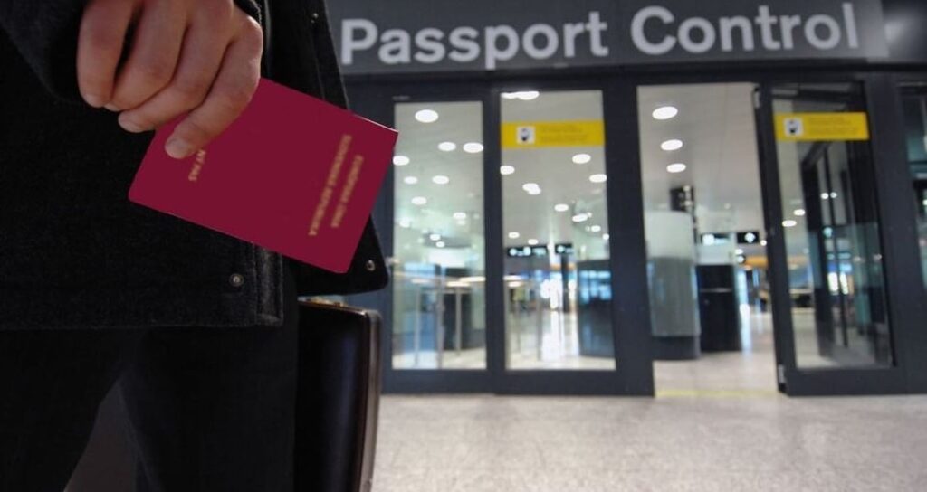 Pasaportlarda bir devir sona eriyor