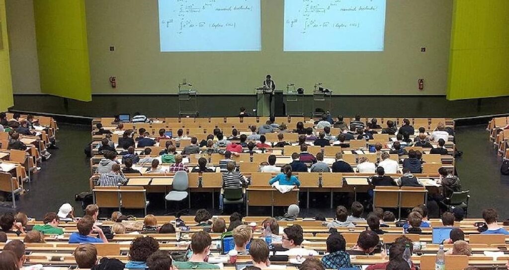 Türkiye’de özel üniversite fiyatları Avrupa’yı solladı