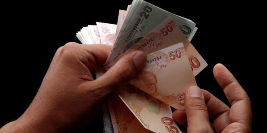 Türkiye’nin dev bankası komisyonu kaldırdı!