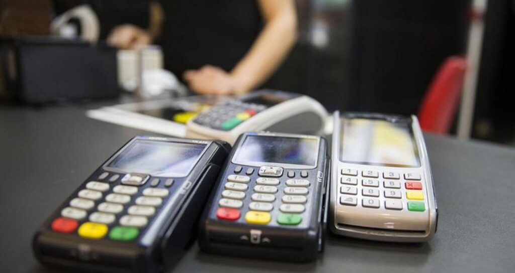 Vatandaşın bankalara borcu arttı