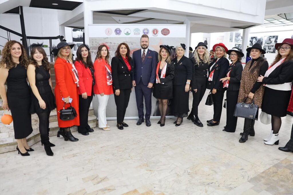 Türk Kadınlar Birliği Bursa Şubesi, ‘Şapka Devriminin 100. Yılı’ Etkinliğini Gerçekleştirdi