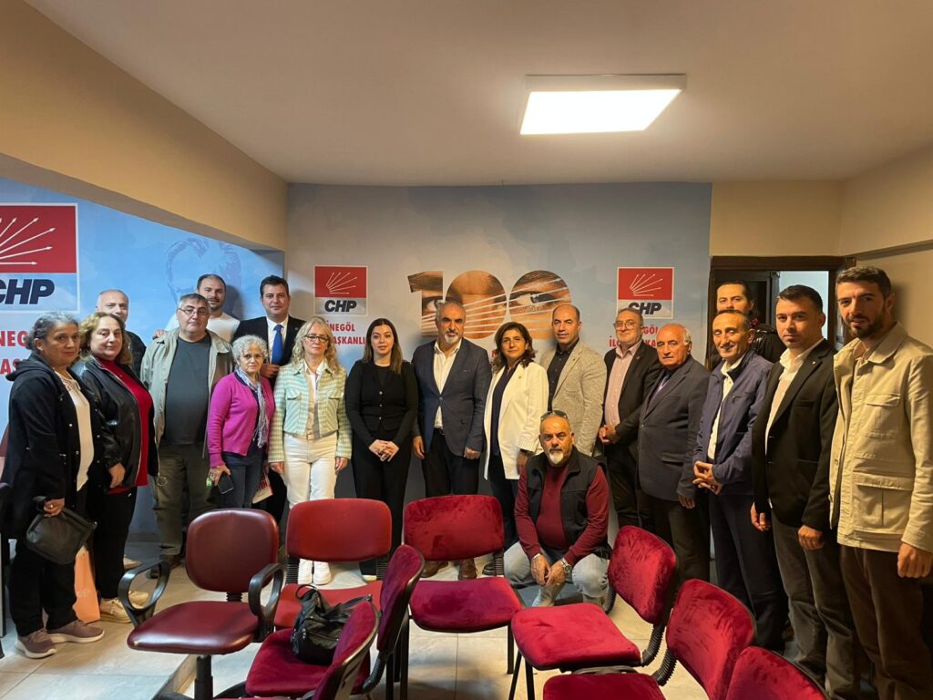 CHP PM Üyesi Canan Taşer’den CHP İnegöl İlçe Başkanlığı’na Ziyaret