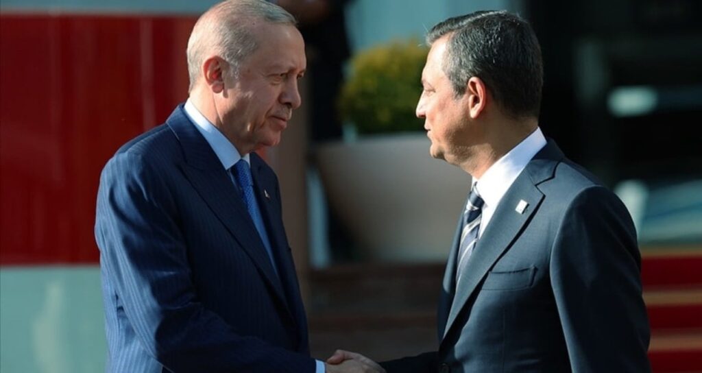 AKP’den CHP’li belediyelere kıskaç hamlesi