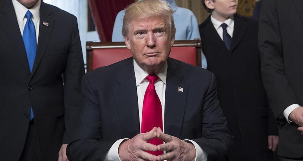 Beyaz Saray’dan Demokrat eyaletlere bütçe darbesi