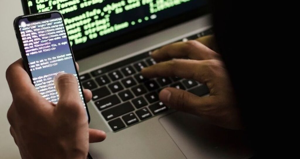 Bu 7 işaret varsa telefonunuza korsanların erişimi var