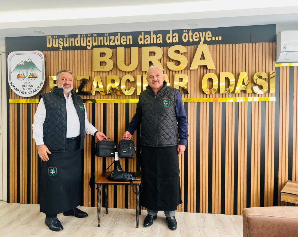 Refik Aksu’dan Esnafa Sürpriz Destek: “Soğuk Havada Sıcak Bir Dokunuş!”