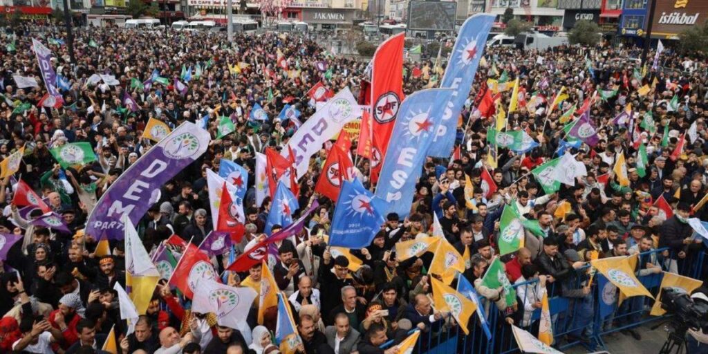 DEM Parti seçmeni hangi ittifaka yakın?