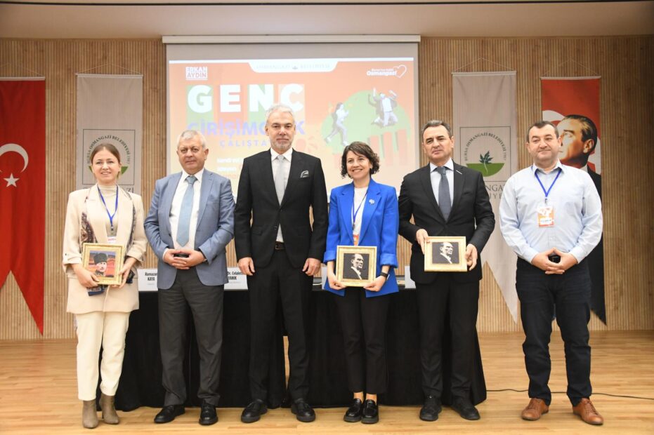 Genç Girişimcilik Çalıştayı’nda gençler yeni projeler üretti