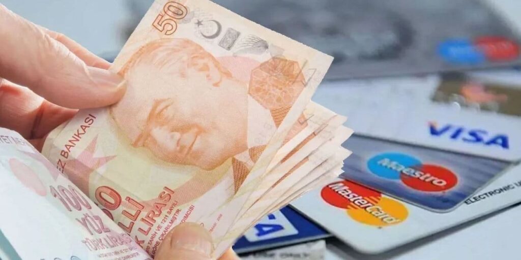 Halk borca battıkça bankaların karı katlandı