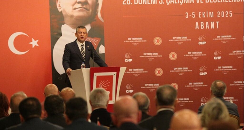 Kılıçdaroğlu’na yakın isimler CHP kampına katılmadı